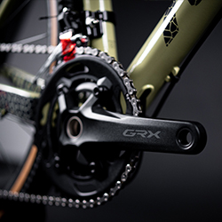 Pełen gravelowy napęd Shimano GRX