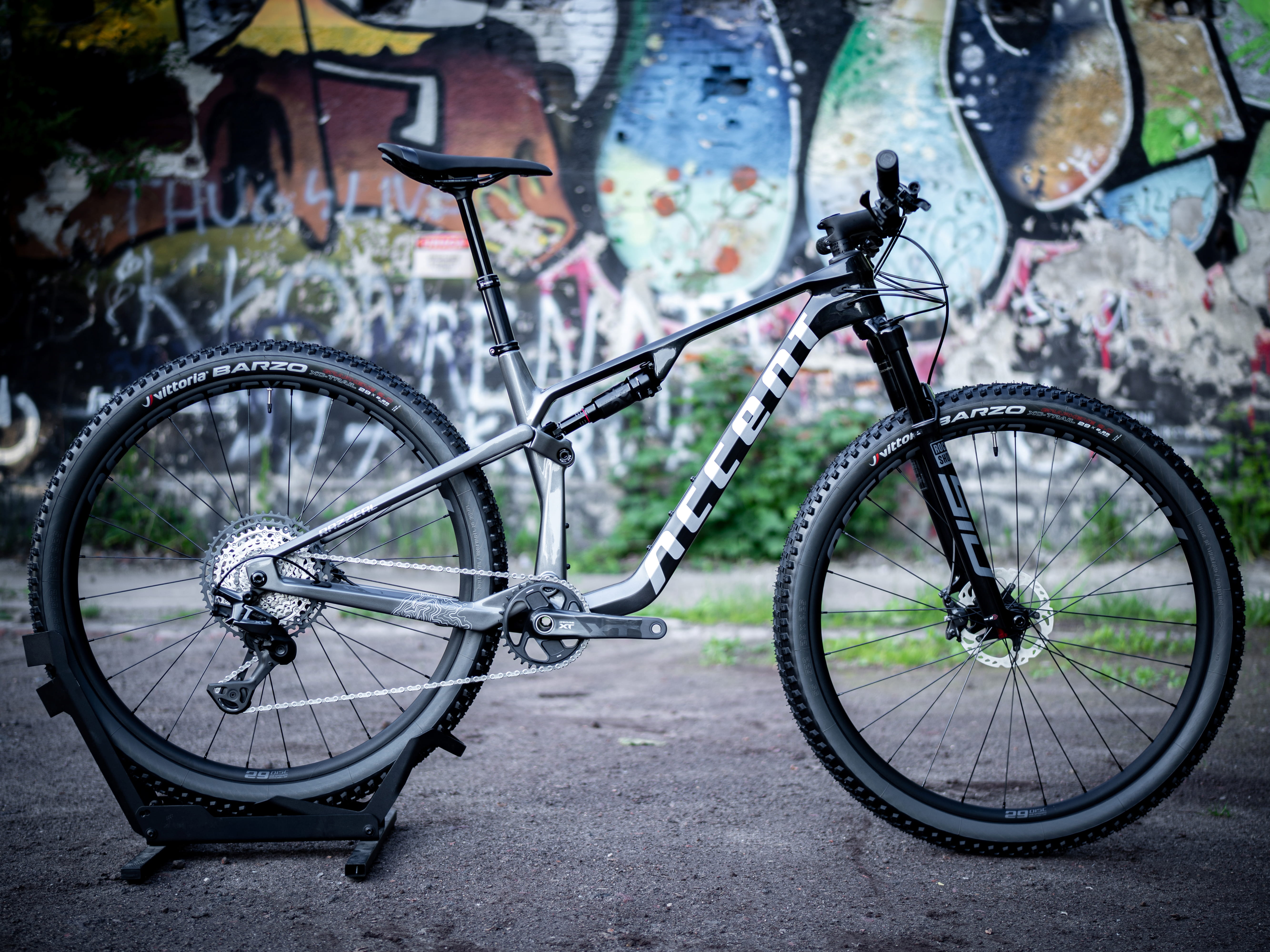 Premiera Shimano Deore XT M8200 w rowerach Accent-Bikes: Razzcal Carbon XT i Peak Carbon Boost XT 2026