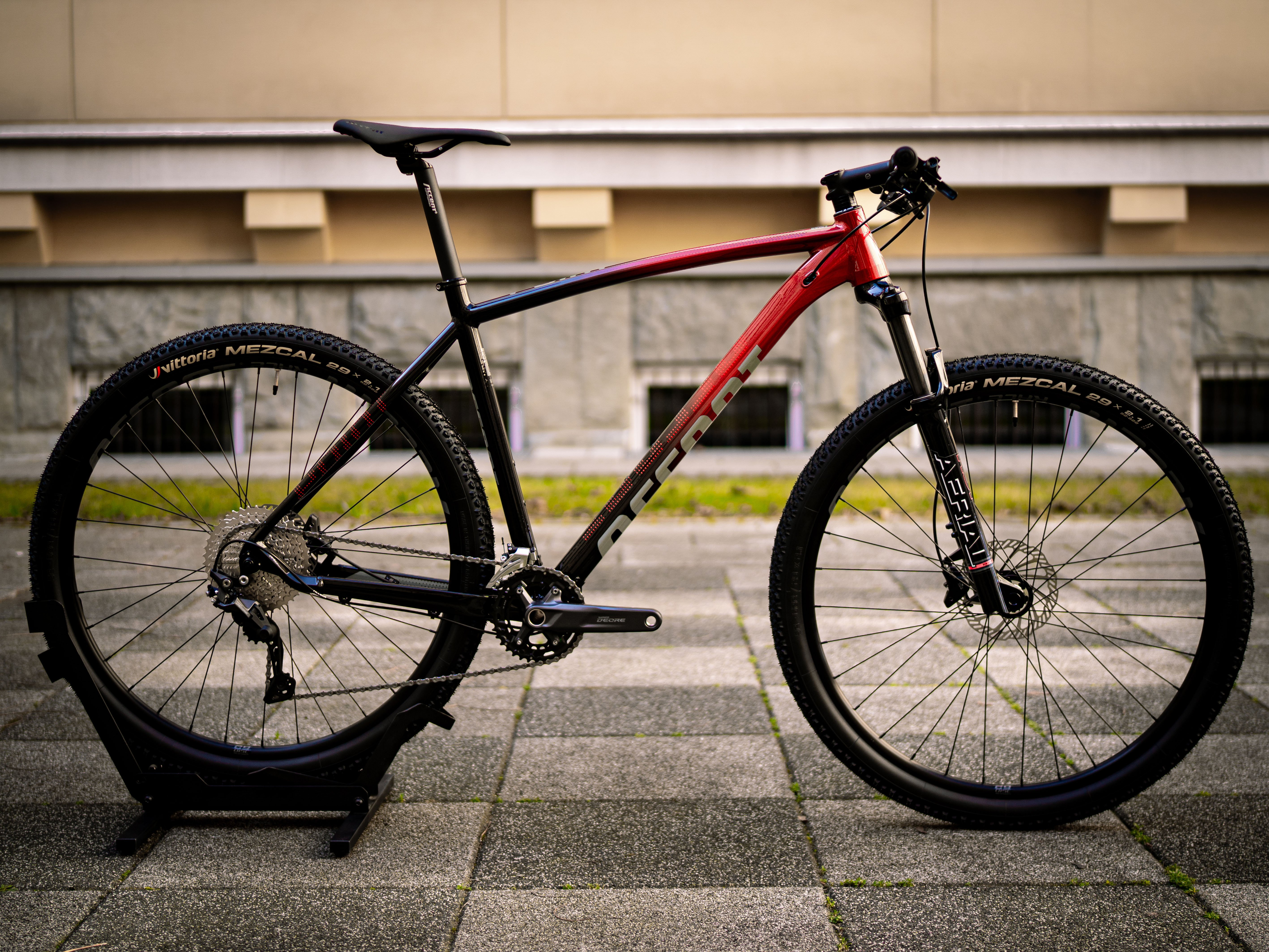 超可爱 Point Deore | Accent 自転車本体