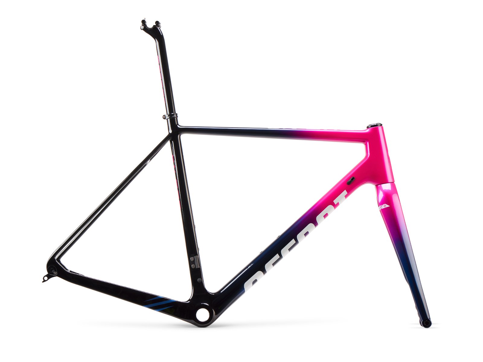 CX One Carbon Accent