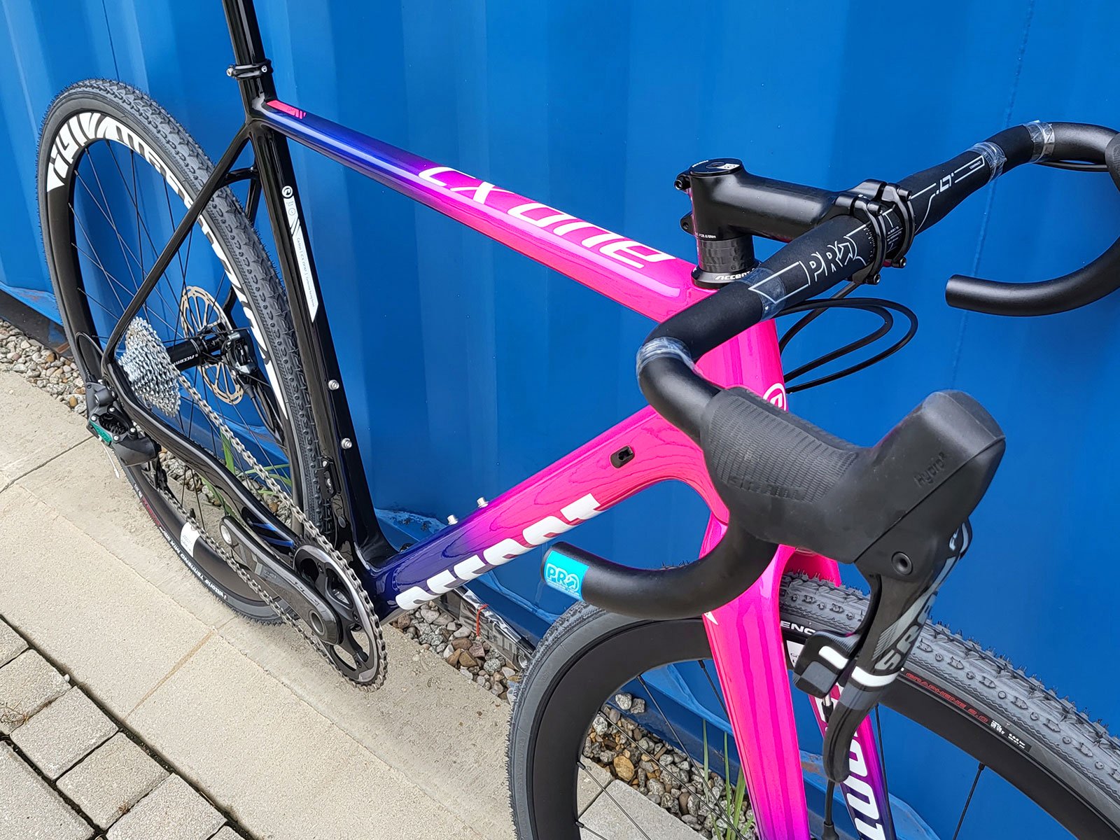CX One Carbon Accent